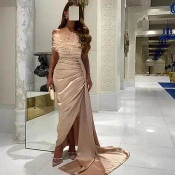 Вечерние платья Русалки для женщин, роскошные перья, Саудовско-Арабское атласное платье для выпускного вечера со складками и рюшами, женские вечерние платья для вечеринок в Дубае 2023